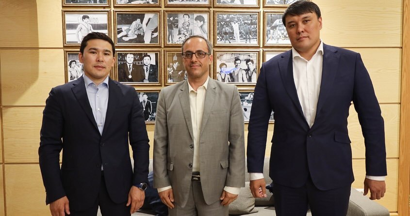 Chairman of the Committee on Sport and Physical Education, President of the Qazaq Kuresi Association Yerbol Myrzabosynov met with the President of the CISM Wrestling Sports Committee Nasser Hasani.
