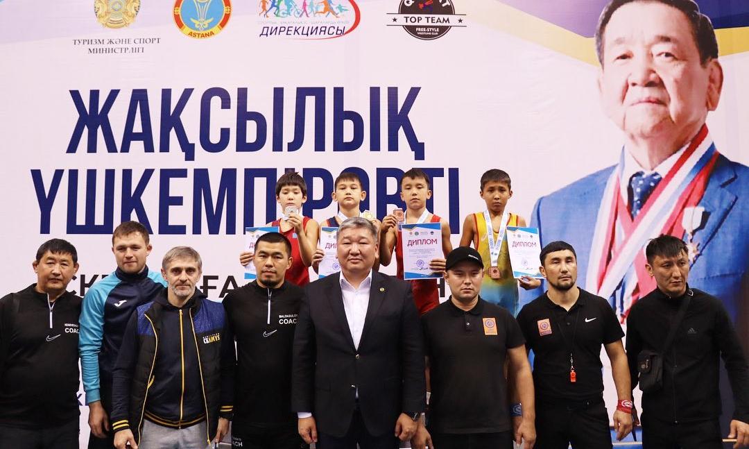 Определены победители мастеров вольной борьбы 