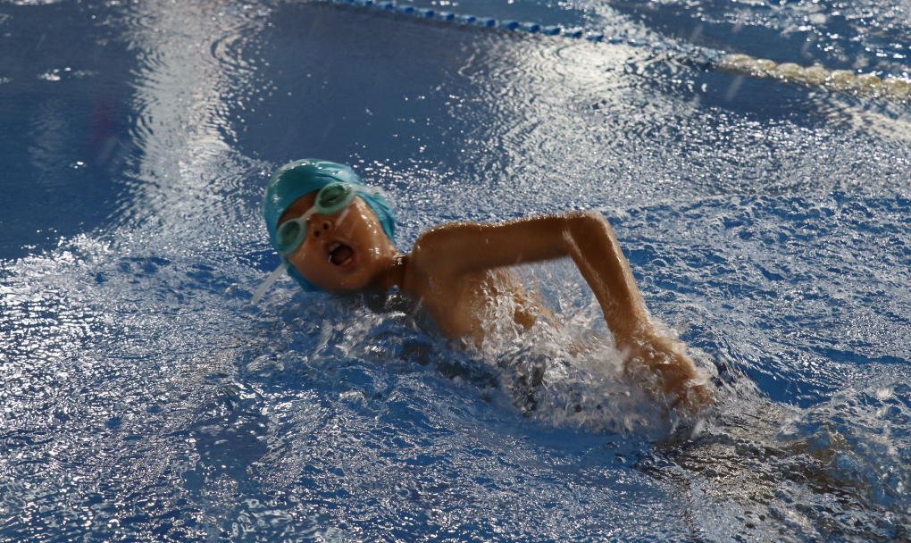 SWIMMING TOURNAMENT for children!